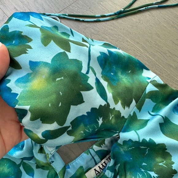 AMUR Edie High Low Tie Neck Gown in Cerulean Blue Lotus Block Print  - SIZE 2 - Picture 8 of 15